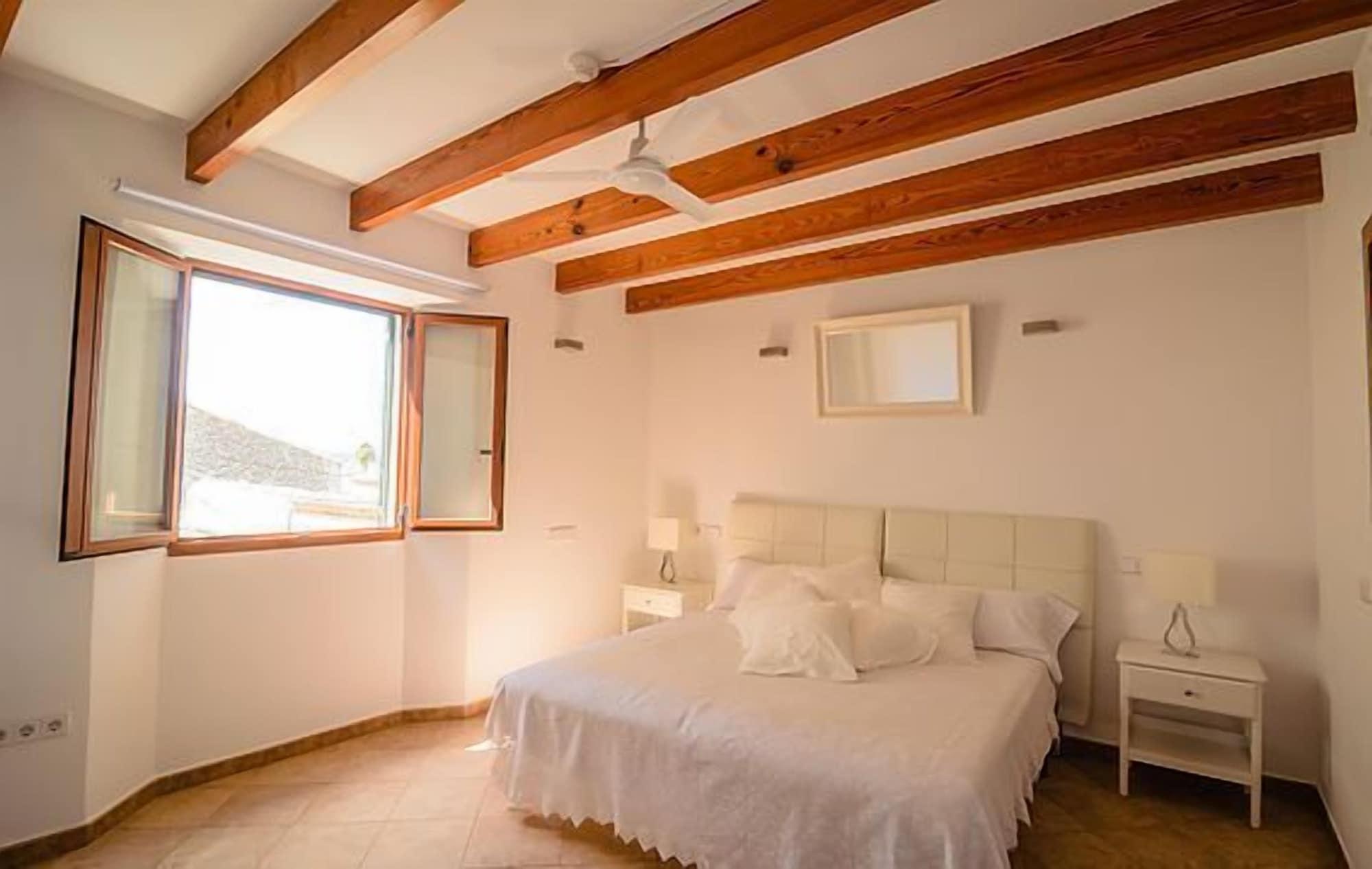 Embat - Hostel مونتويري المظهر الخارجي الصورة